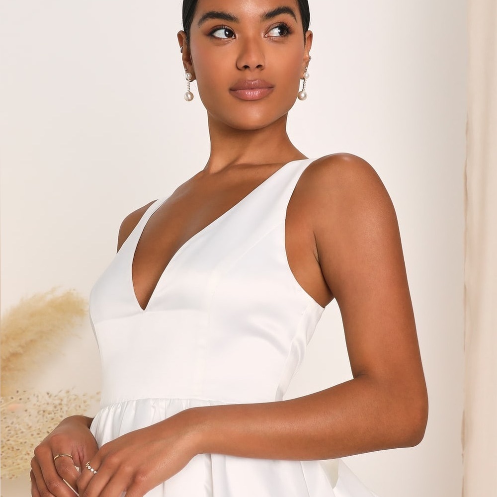 LULUS Blissfully Beloved Ivory Backless A-Line Bow Maxi Dress Size Large - Picture 3 of 6